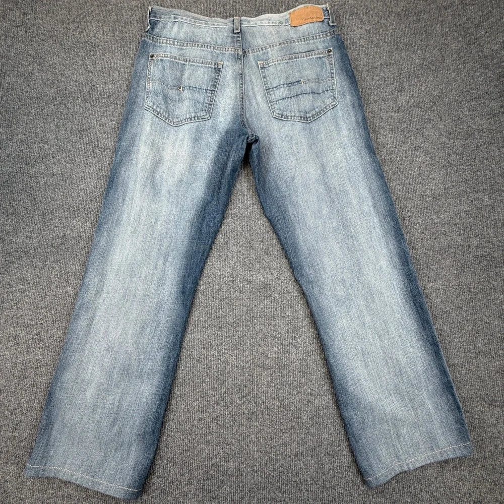 Calvin Klein Jeans Relaxed Straight Men 32x30 (Fits 32x28) Crazy Fade Distressed